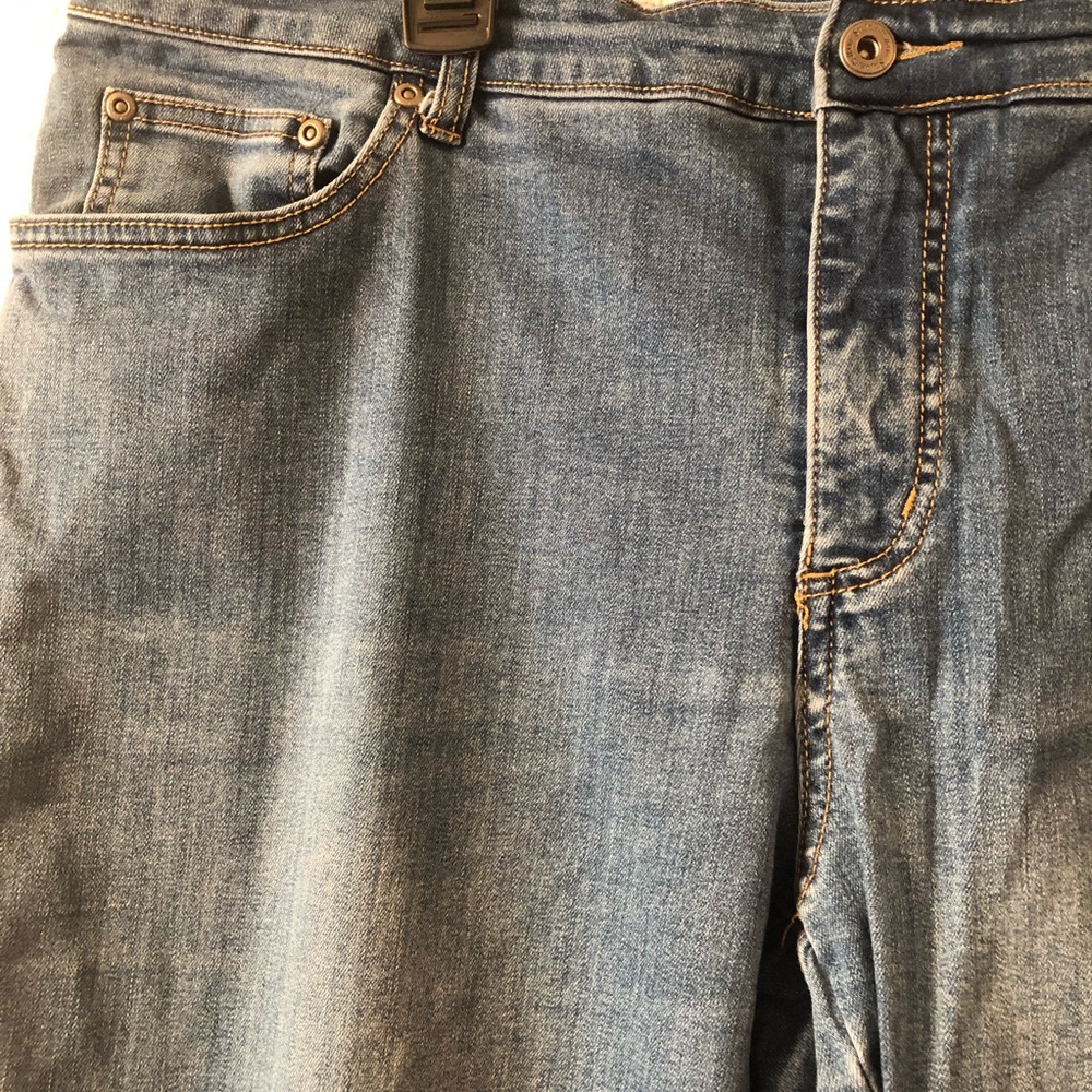 Comfy jeans! Excellent condition!
